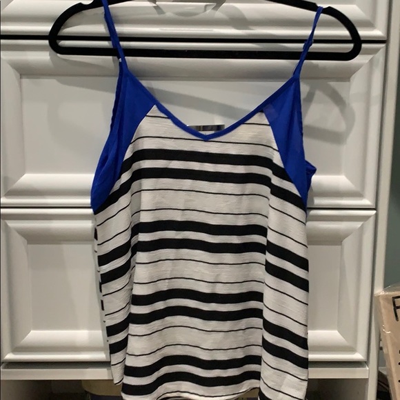 Women’s top - Picture 1 of 1